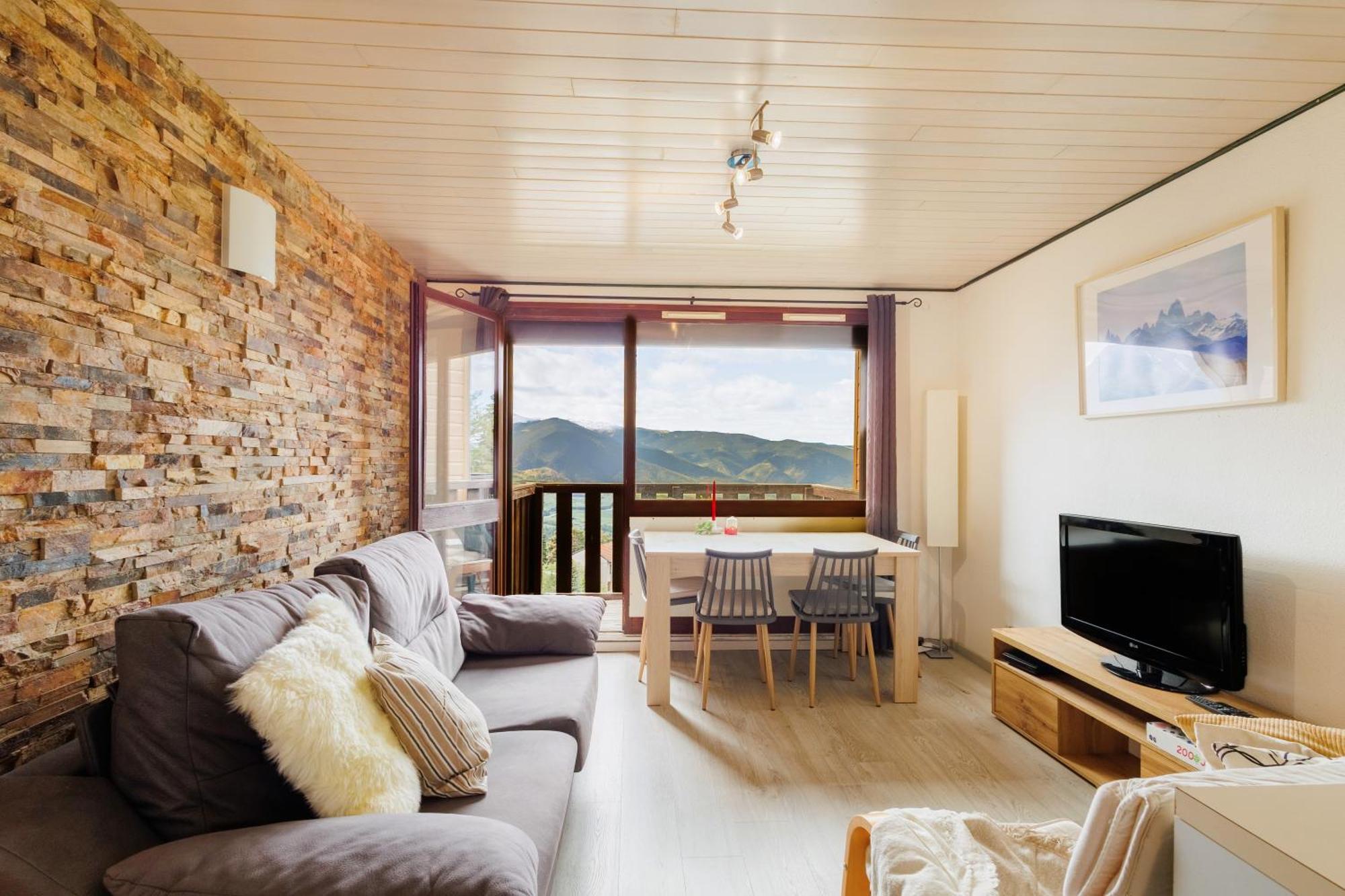 Anana Balcon Cerdan Apartment